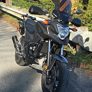 2015_NC750X_Front_0435_LR.jpg