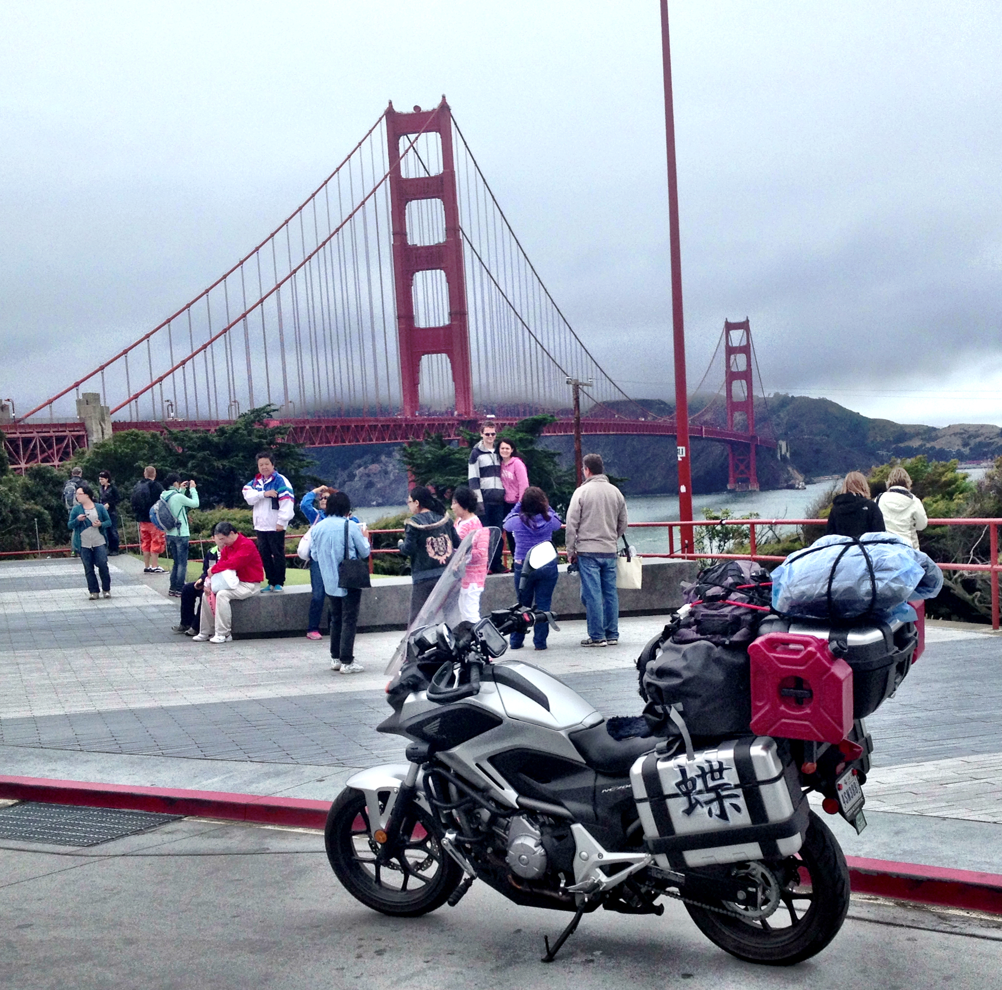 Adventures of Nana Chou - Golden Gate Bridge